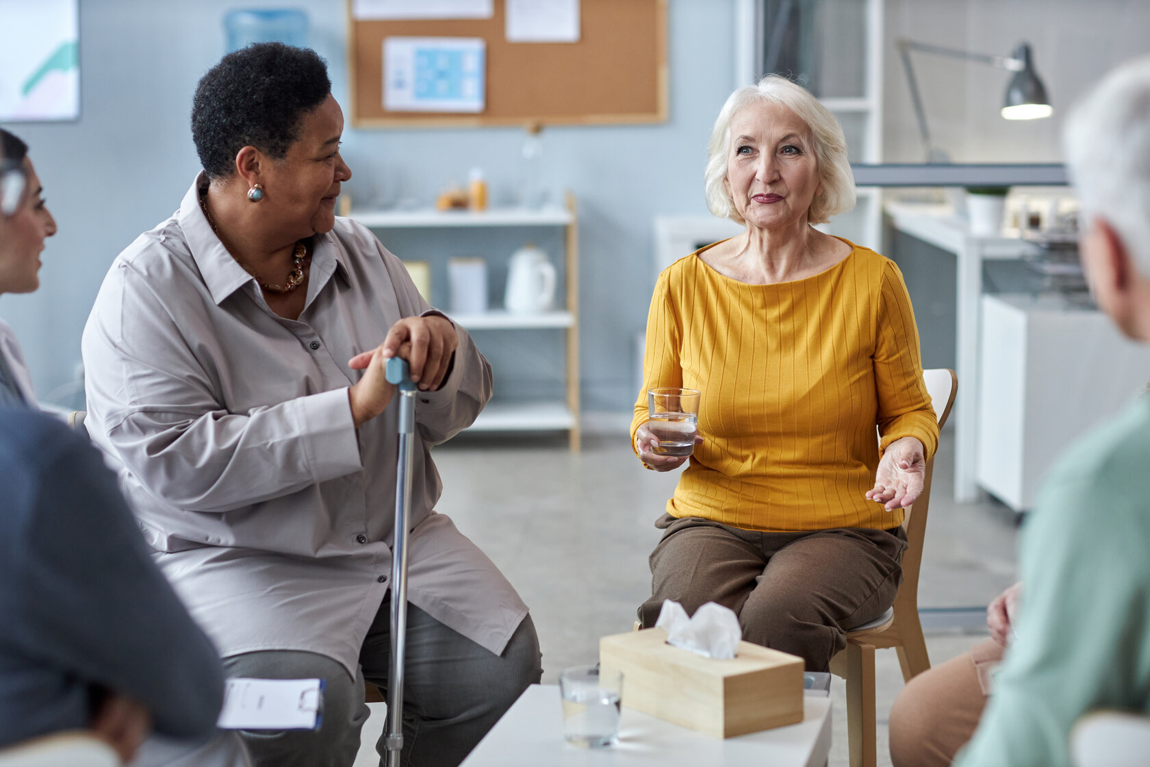 Group of seniors in dementia care in Fresno, CA